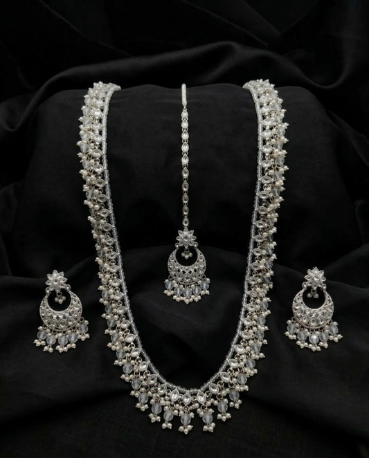 Traditional Green Beaded Long Necklace