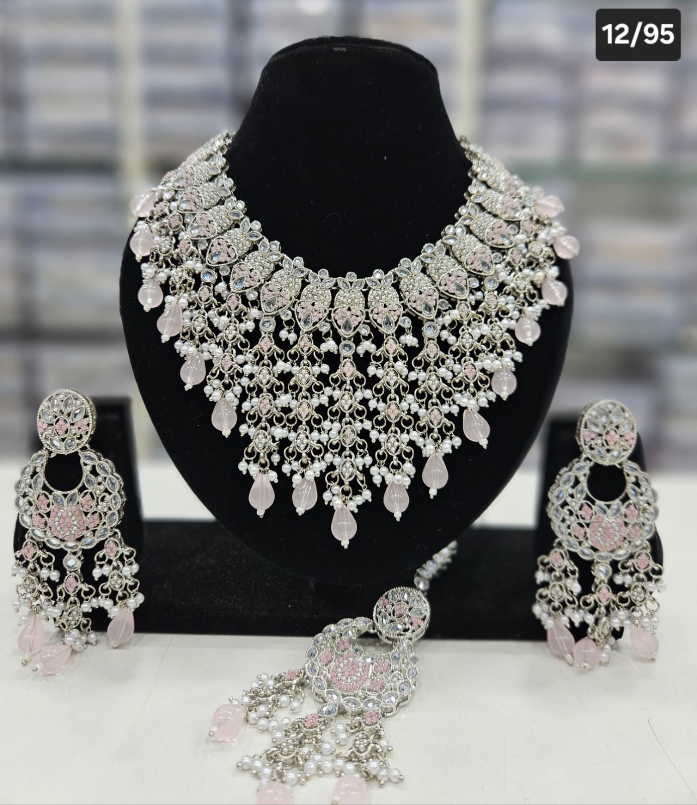 Traditional Choker Necklace Set