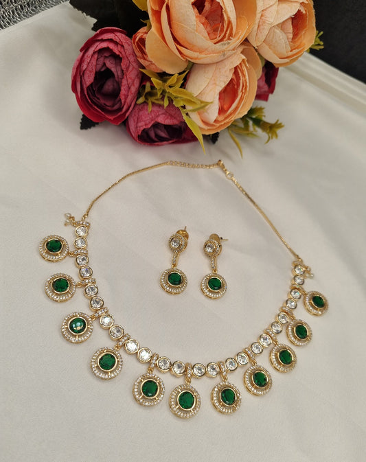Minimalist Circular Kundan Necklace Set
