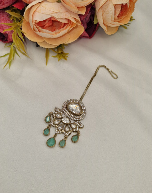 TRADITIONAL HERITAGE KUNDAN MAANG TIKKA