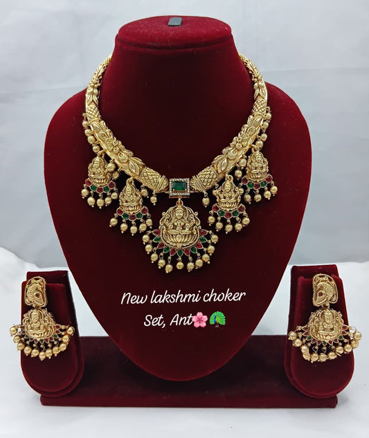 Goddess Lakshmi Nakshi Choker with Emerald Bead Drops