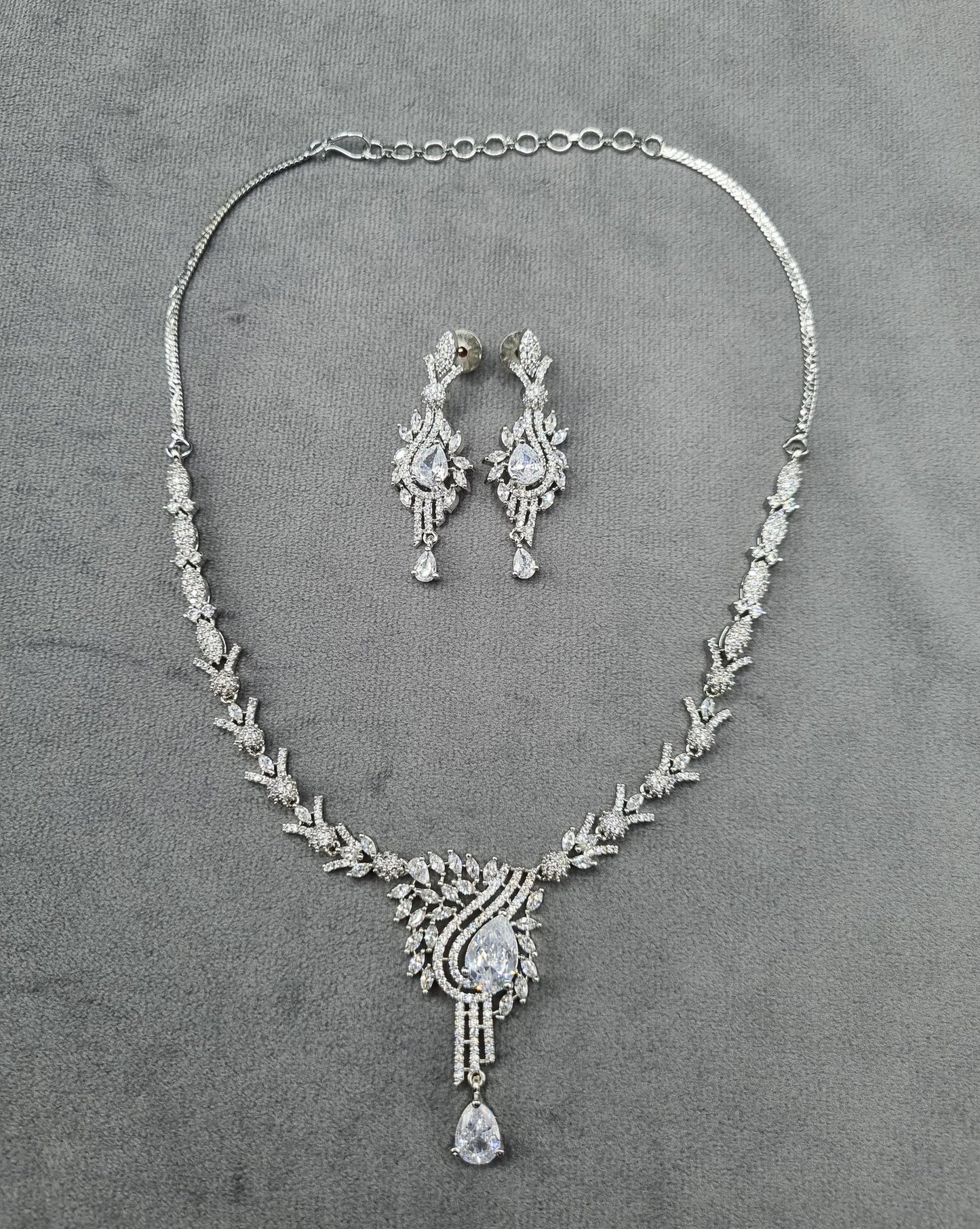 Imperial White American Diamond Teardrop Jewelry Set