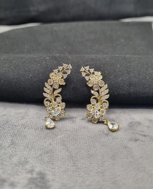 Golden Blossom Elegant Floral Vine Ear Crawlers