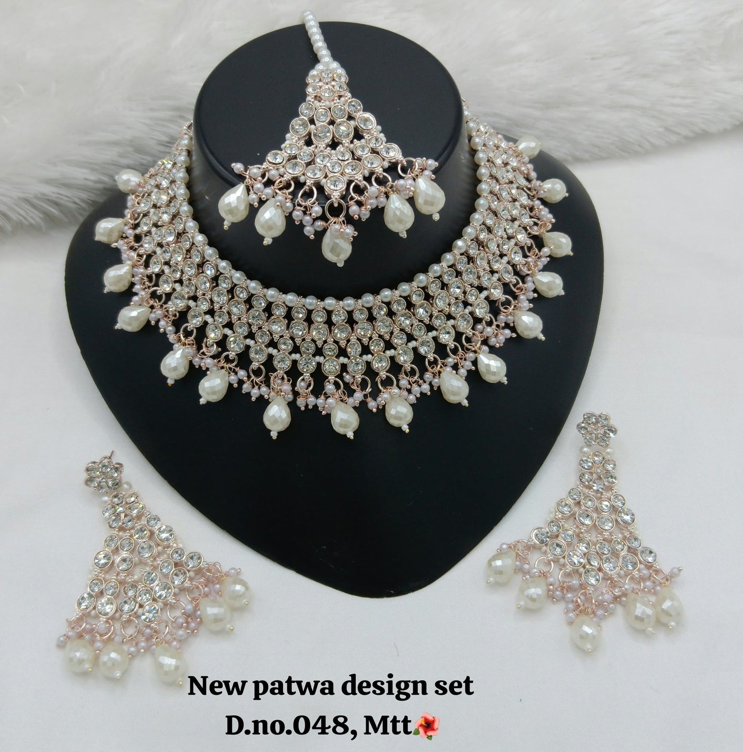 Rani Pink & Rose Gold Patwa Choker Set with Maang Tikka