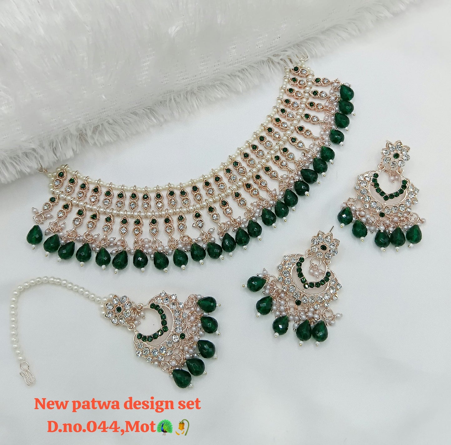Rose Gold Patwa Choker Set with Lustrous Pearl Droplets