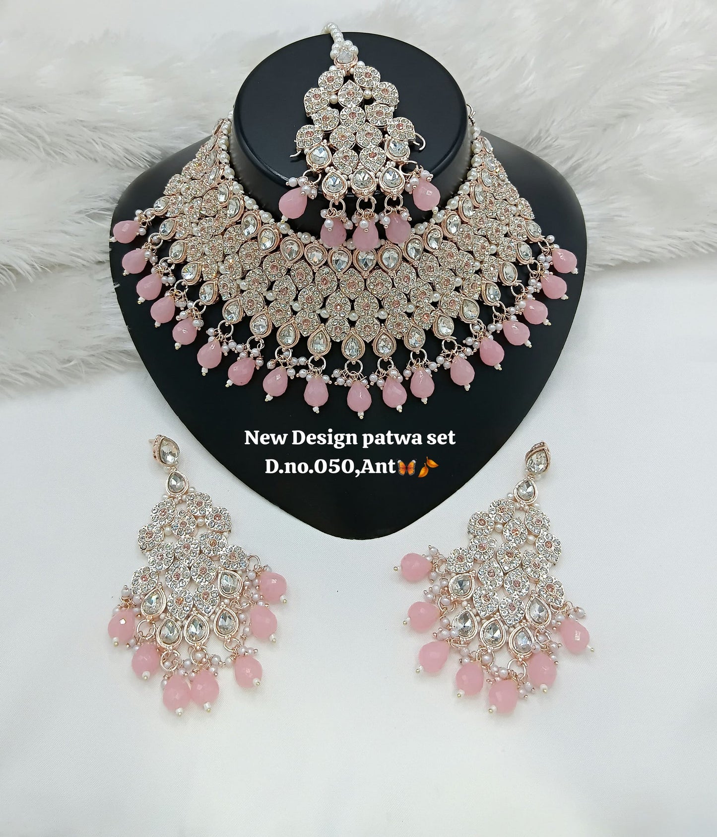Soft Pink Droplets & Pearl Accents Choker Set