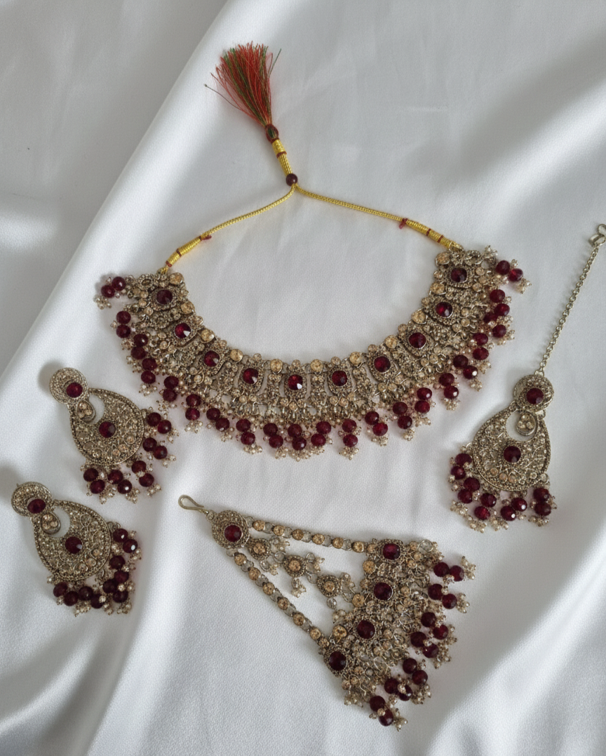 Traditional Gold Style Choker Set 4-Piece Necklace With Earring Set For Woman