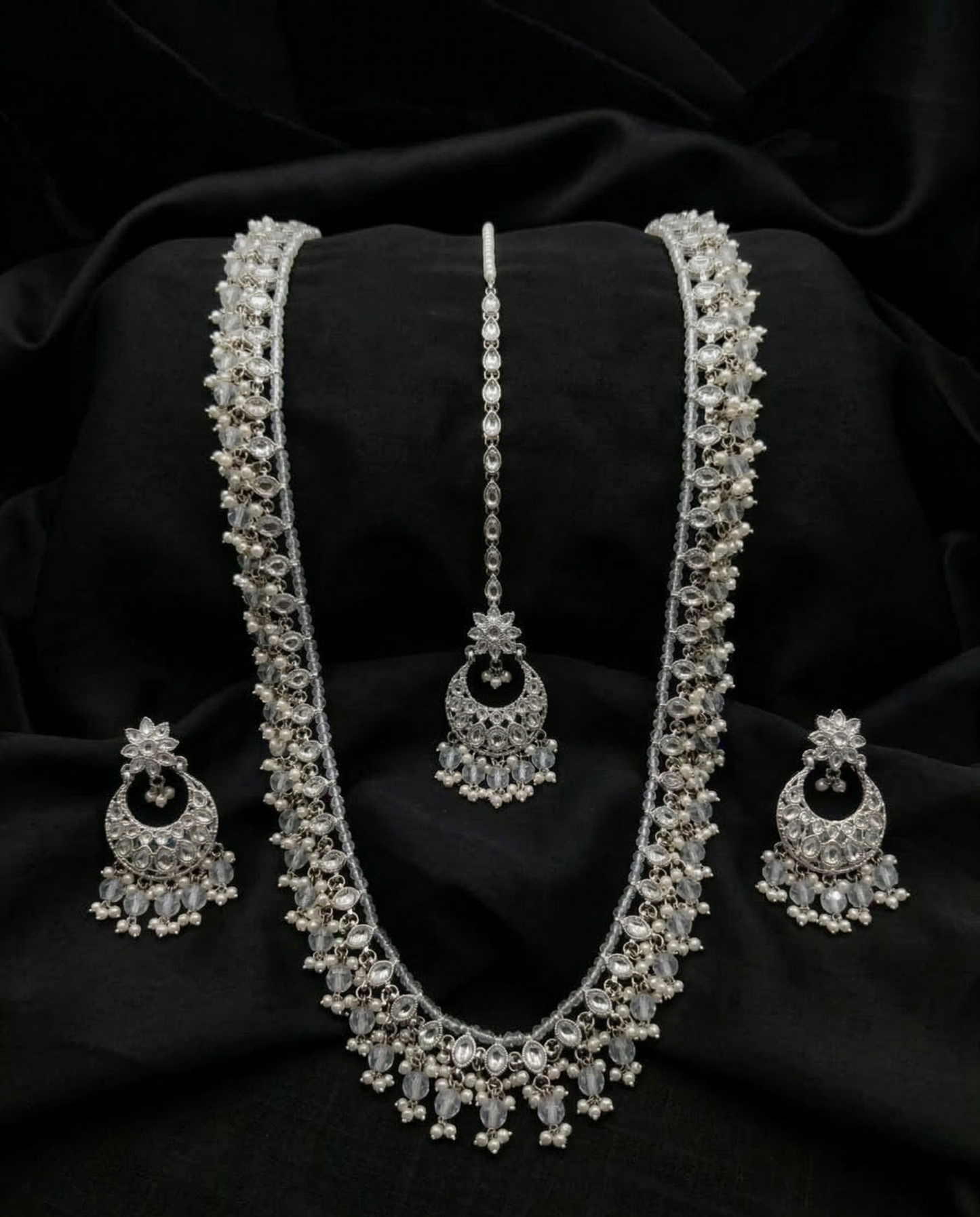 Traditional Green Beaded Long Necklace