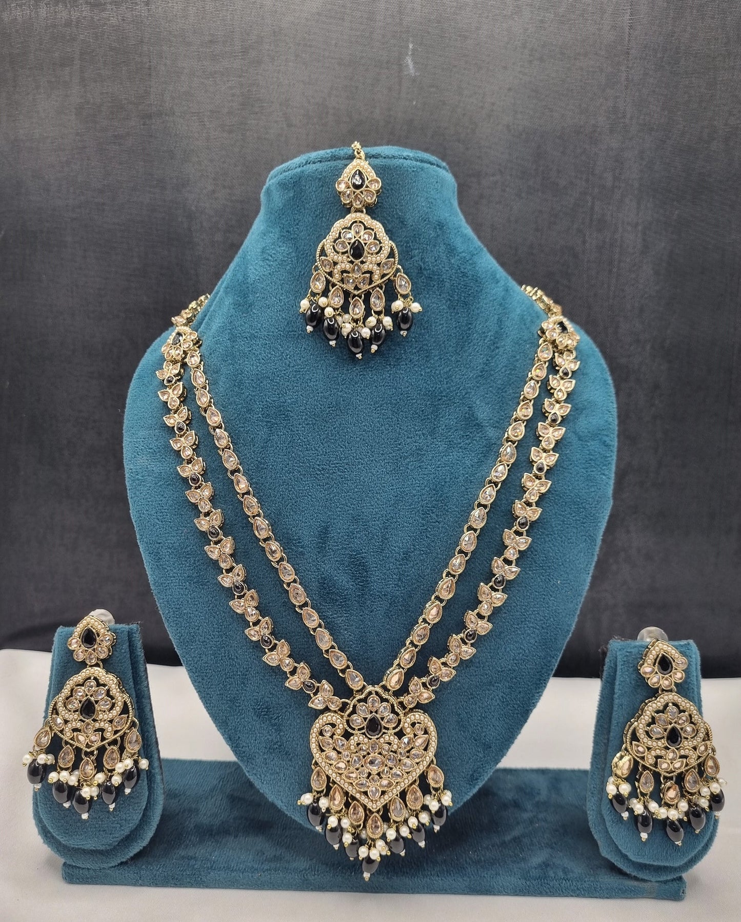 LAYERED HERITAGE CHANDELIER HAAR SET