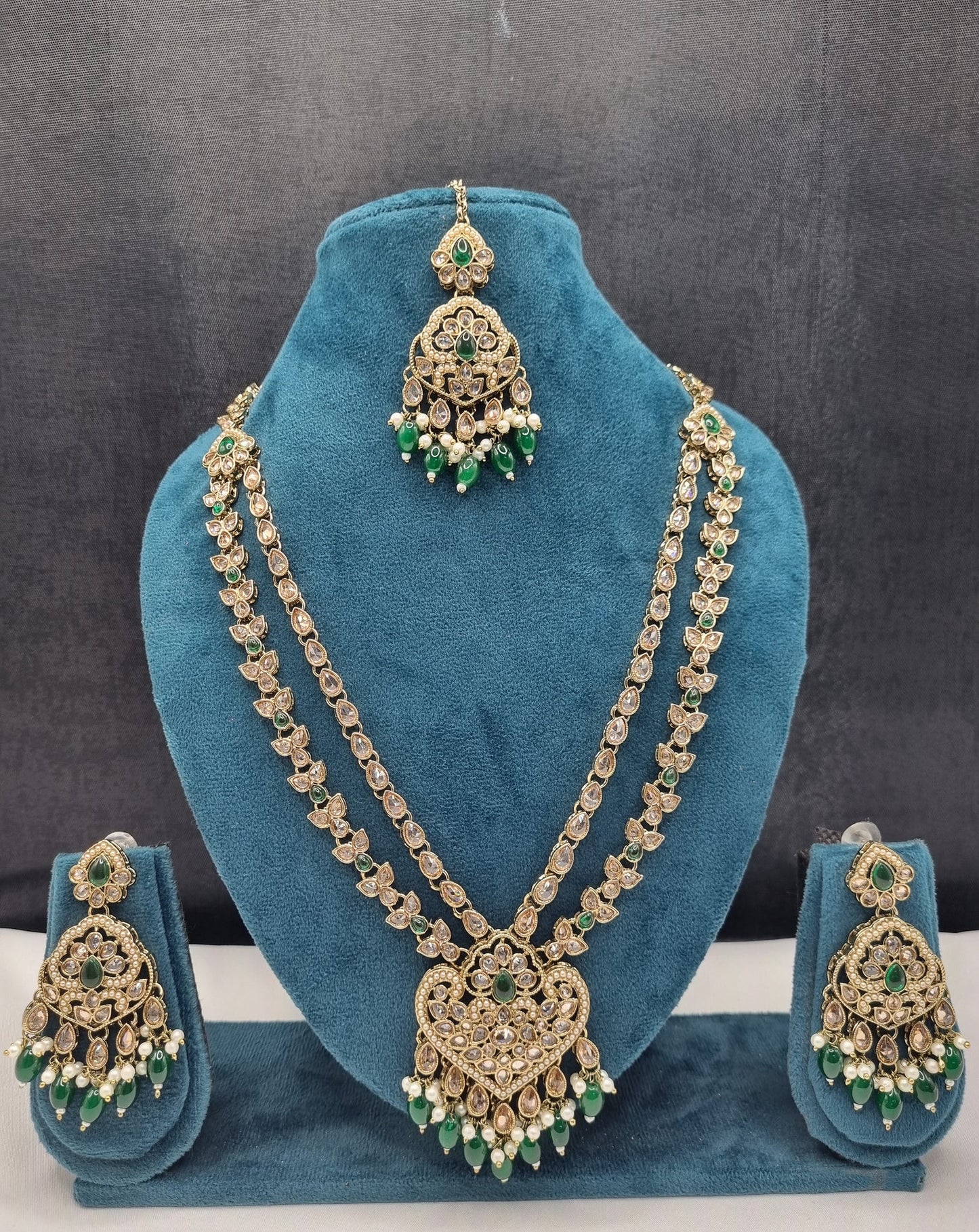LAYERED HERITAGE CHANDELIER HAAR SET