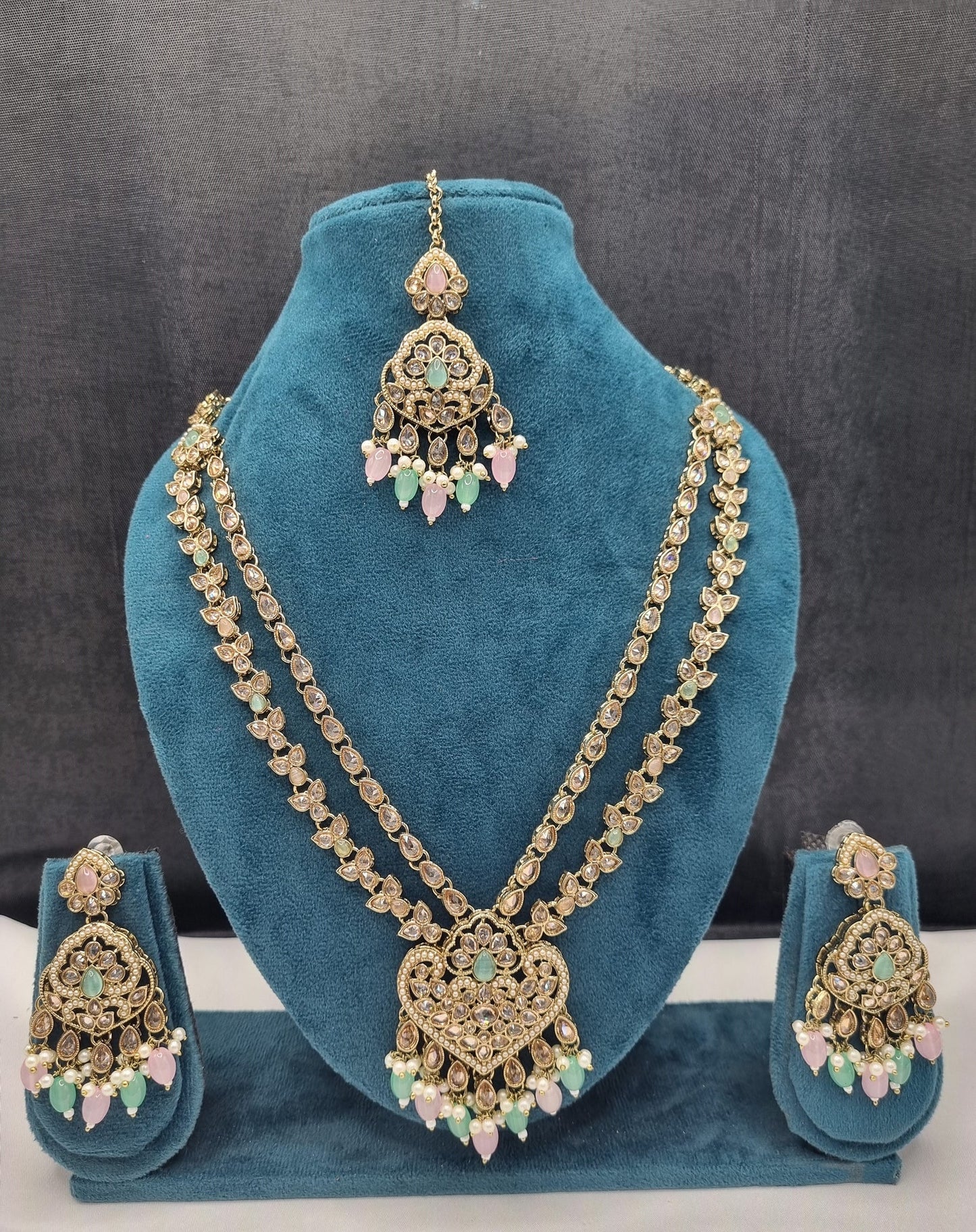 LAYERED HERITAGE CHANDELIER HAAR SET