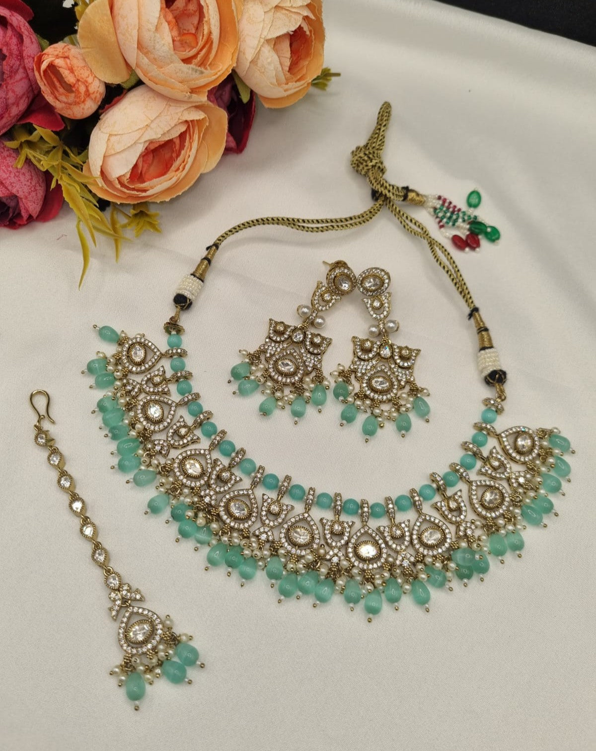 Kundan Choker Set with Earrings & Maang Tikka for Women