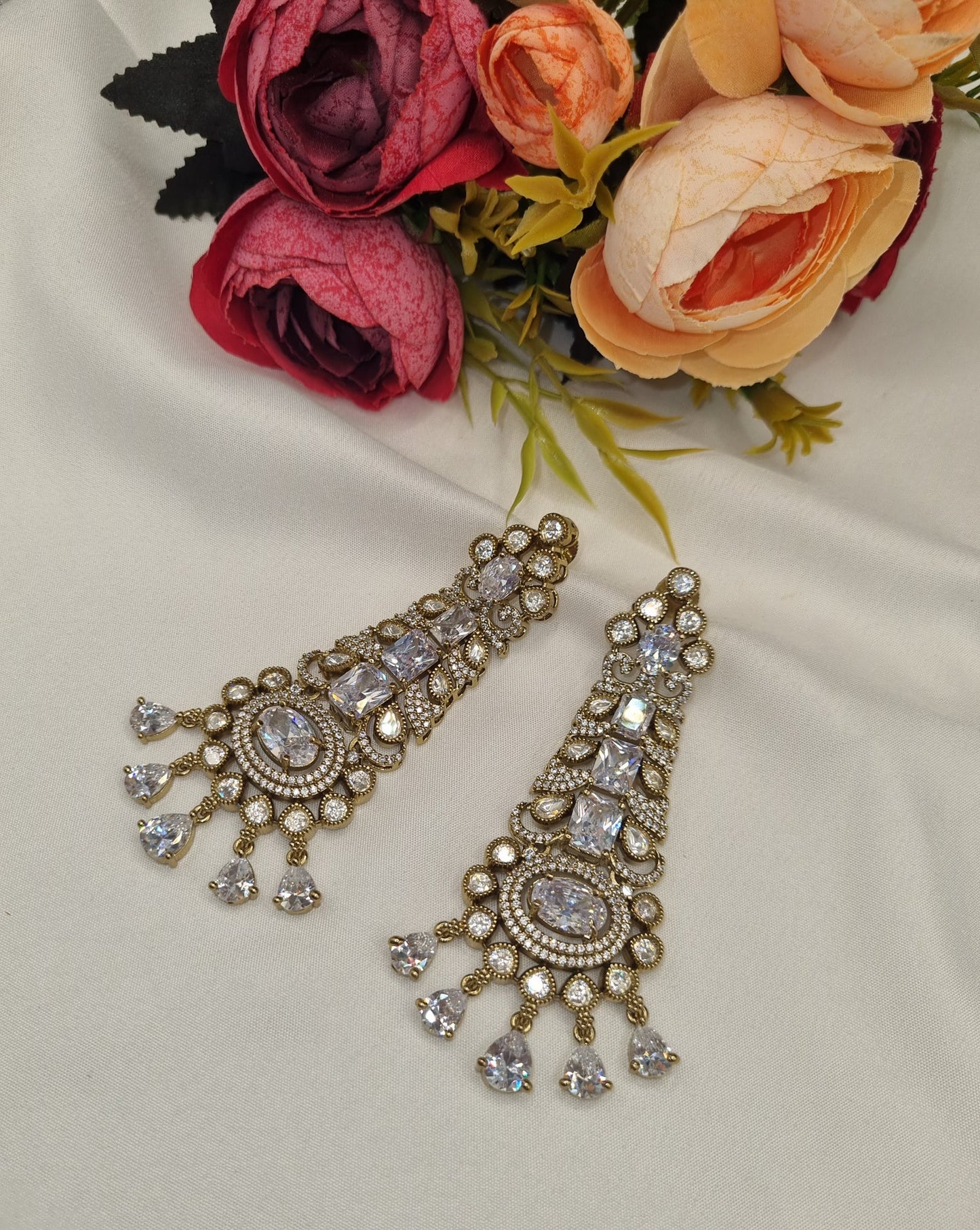 Kundan Long Linear Chandelier Earrings