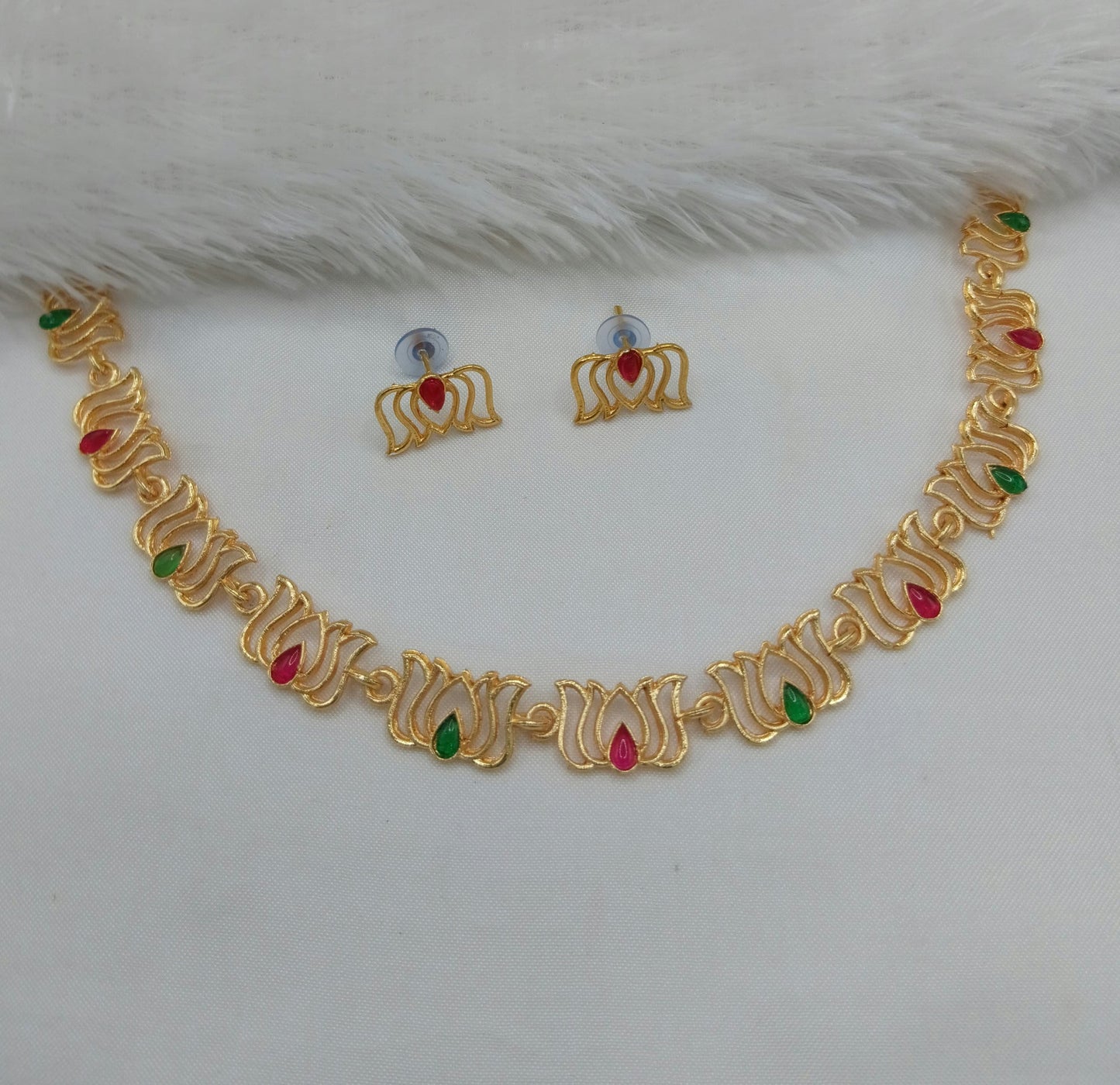 South Indian Kamal Motif Emerald Green Necklace Set